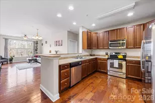 1000 E Woodlawn Rd, Charlotte, NC 28209 - Photo 5
