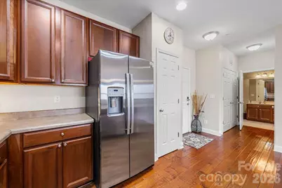 1000 E Woodlawn Road #311, Charlotte, NC 28209 - Photo 11