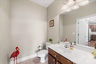 1000 E Woodlawn Rd, Charlotte, NC 28209 - Photo 19