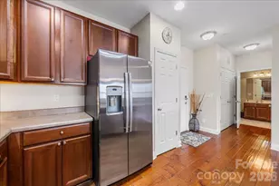 1000 E Woodlawn Rd, Charlotte, NC 28209 - Photo 9