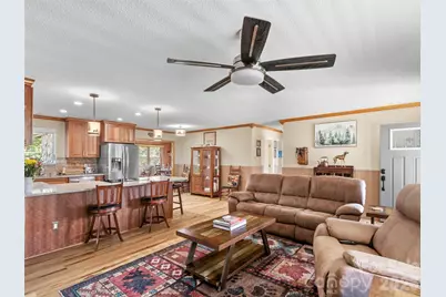 342 Mountain View Road, Burnsville, NC 28714 - Photo 11