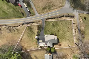 342 Mountain View Rd, Burnsville, NC 28714 - Photo 39