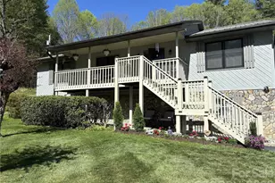 342 Mountain View Rd, Burnsville, NC 28714 - Photo 3