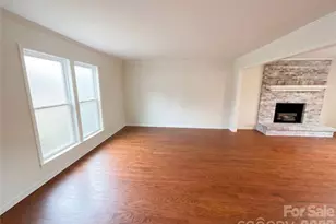 1385 Hunters Crossing Ln, Gastonia, NC 28054 - Photo 7