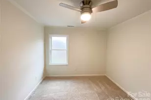 1385 Hunters Crossing Ln, Gastonia, NC 28054 - Photo 19