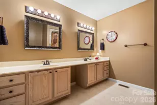 3956 Den Dr, Hickory, NC 28602 - Photo 15