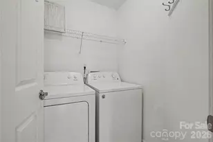 3810 Brookchase Ln, Charlotte, NC 28205 - Photo 9