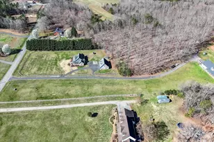 4566 Little Mountain Rd, Catawba, NC 28609 - Photo 37