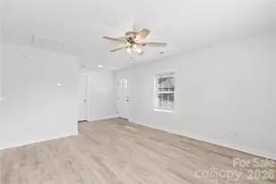 3076 Lightview Ln, Lincolnton, NC 28092 - Photo 3