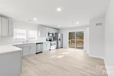 3076 Lightview Lane, Lincolnton, NC 28092 - Photo 5