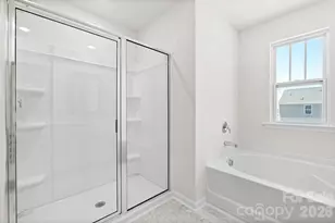 65 Ridgehaven Dr, Waynesville, NC 28786 - Photo 17