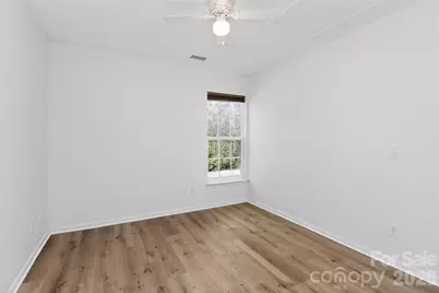 10641 Gold Pan Road, Charlotte, NC 28215 - Photo 25