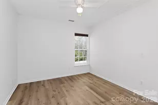 10641 Gold Pan Rd, Charlotte, NC 28215 - Photo 25