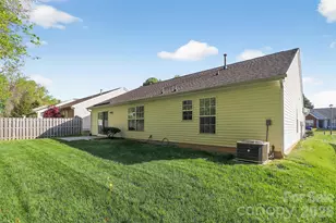 10641 Gold Pan Rd, Charlotte, NC 28215 - Photo 33