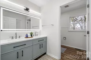 196 25th St NW, Hickory, NC 28601 - Photo 9