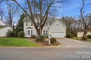 8725 Londonshire Dr, Charlotte, NC 28216 - Photo 1