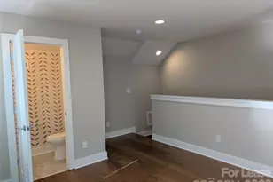 2322 Elizabeth Ml Pl, Charlotte, NC 28208 - Photo 25