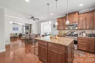 2441 Chatham Dr, Fort Mill, SC 29707 - Photo 7