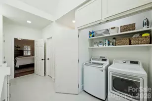 9434 Tresanton Dr, Charlotte, NC 28210 - Photo 29