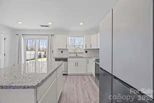 1820 Hooper Court, Charlotte, NC 28212 - Photo 7