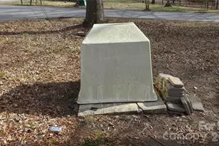 110 Crest St, Belmont, NC 28012 - Photo 15