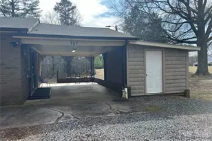 757 Carrigan Rd, Taylorsville, NC 28681 - Photo 3