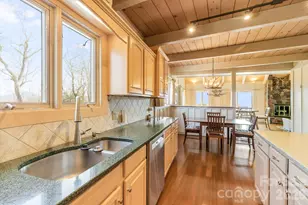 301 Highland Cir, Sugar Mountain, NC 28604 - Photo 13