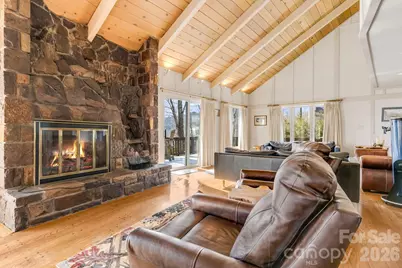 301 Highland Circle, Sugar Mountain, NC 28604 - Photo 3