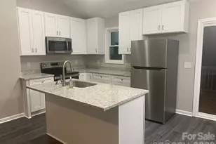 624 Northway Dr, Charlotte, NC 28208 - Photo 7