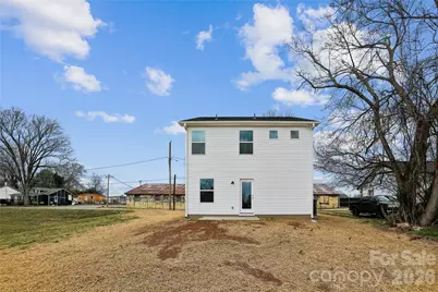 520 Bond Street, Statesville, NC 28677 - Photo 5