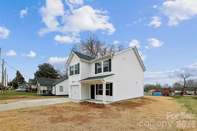520 Bond Street, Statesville, NC 28677 - Photo 3