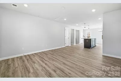 935 Wallace Street, Statesville, NC 28677 - Photo 7