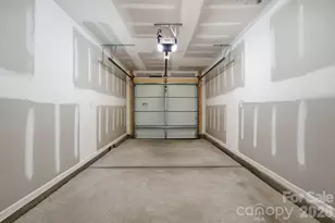 935 Wallace St, Statesville, NC 28677 - Photo 33