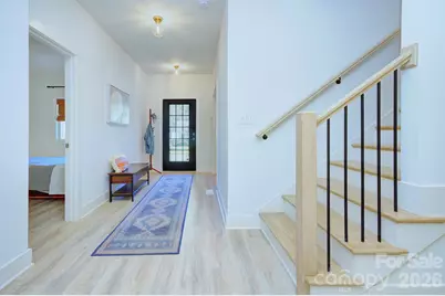 526 Seldon Drive, Charlotte, NC 28216 - Photo 3