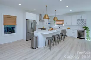 526 Seldon Dr, Charlotte, NC 28216 - Photo 5