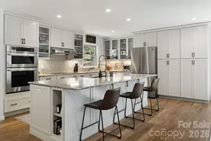 4 Lynnette Dr, Fairview, NC 28730 - Photo 3