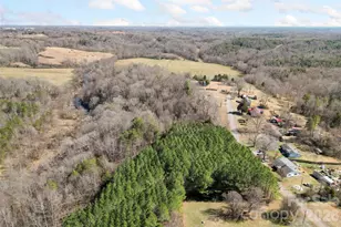 4676 Bowman Rd, Hickory, NC 28602 - Photo 23