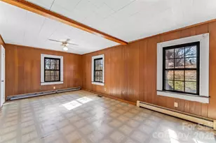 4676 Bowman Rd, Hickory, NC 28602 - Photo 13