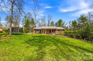 32 W Ashley Pl, Etowah, NC 28729 - Photo 9