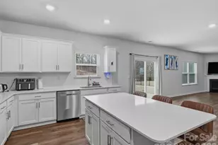 10971 Claystone Dr, Davidson, NC 28036 - Photo 5
