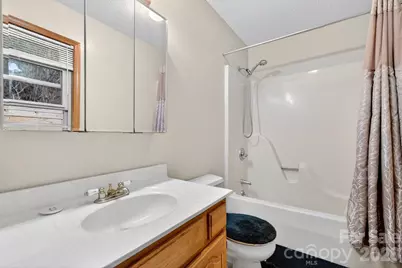 63 Independence Boulevard, Asheville, NC 28805 - Photo 15