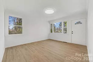 357 Barnes St, Rock Hill, SC 29730 - Photo 3