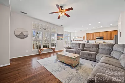 1041 Pepperwood Place, Clover, SC 29710 - Photo 9