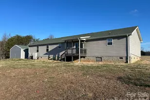 3343 Hollis Rd, Ellenboro, NC 28040 - Photo 11