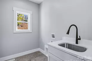 177 Shadow Run Rd, Hendersonville, NC 28792 - Photo 33