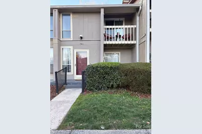 7911 Charter Oak Lane, Charlotte, NC 28226 - Photo 1