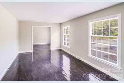 8337 Reedy Creek Road, Charlotte, NC 28215 - Photo 9