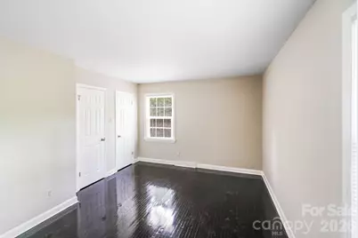 8337 Reedy Creek Road, Charlotte, NC 28215 - Photo 17