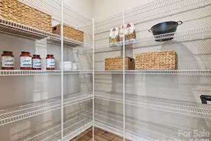 8434 Discovery Ln, Charlotte, NC 28216 - Photo 13