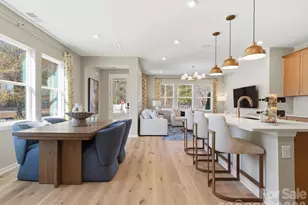 8434 Discovery Ln, Charlotte, NC 28216 - Photo 5